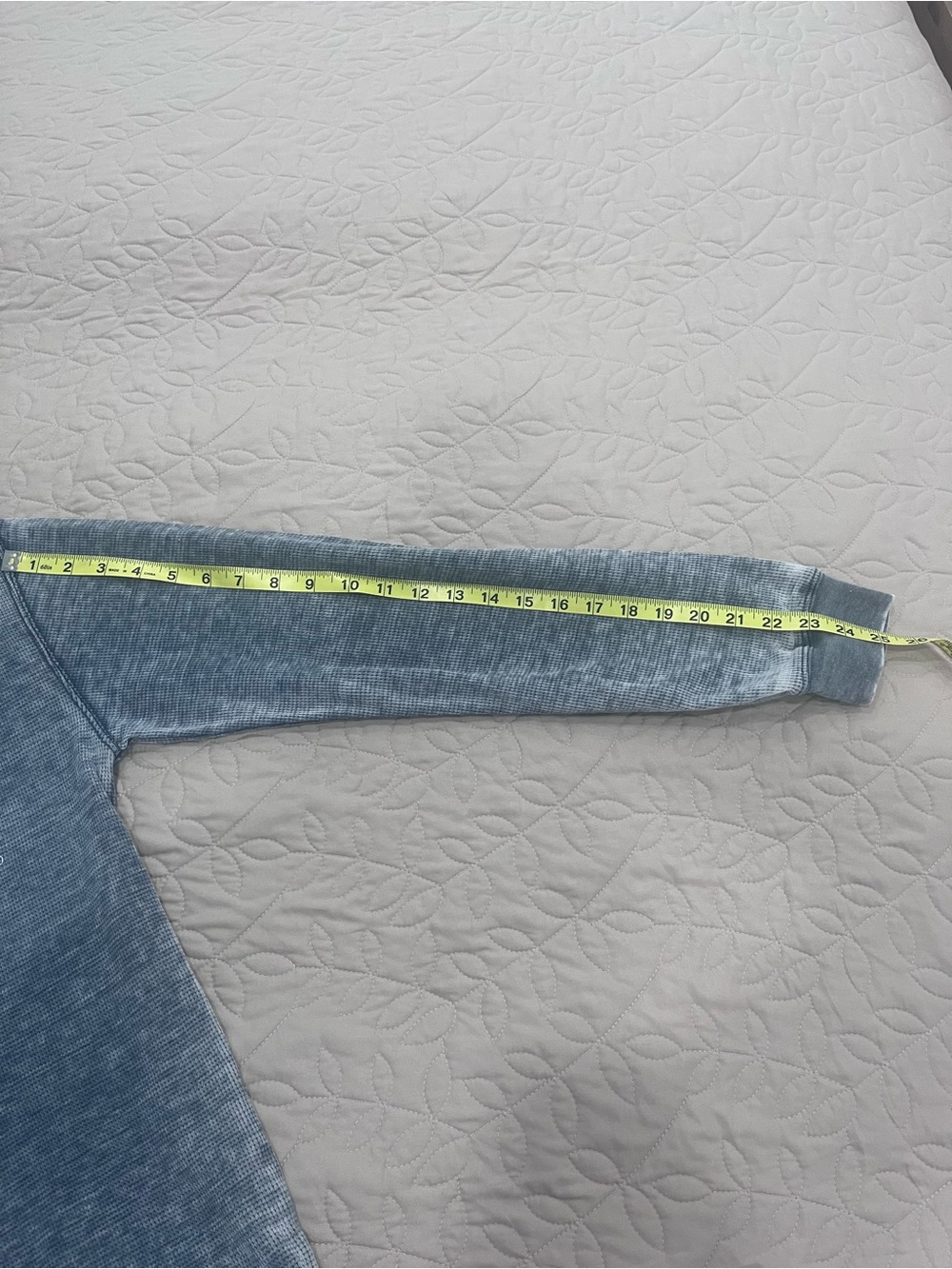 Jeep Burn-out Gray Graphic Long-Sleeve Top - Picture 5 of 8
